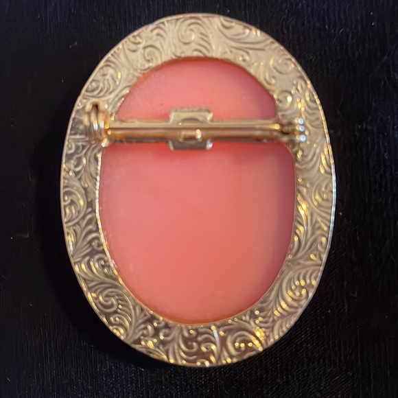 Cameo brooch - Picture 2 of 3